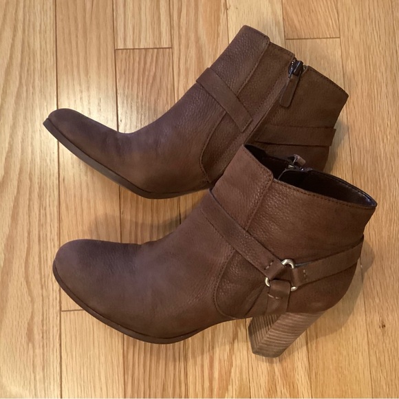 Cole Haan Brown Leather Calixta Booties size 7 - Picture 16 of 16